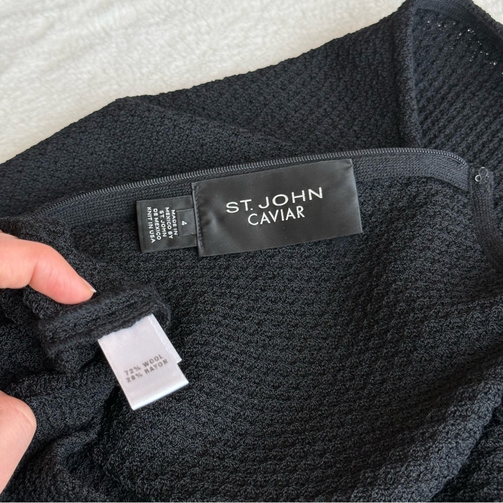 St. John Caviar Wool Blend Black Knit Dress (4) & Blazer (2) 2-Piece Set - Picture 13 of 14